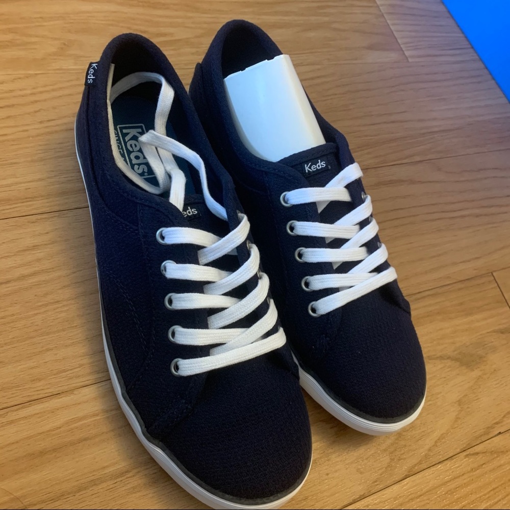 NWT new in box Keds women’s sneakers, 7.5 size